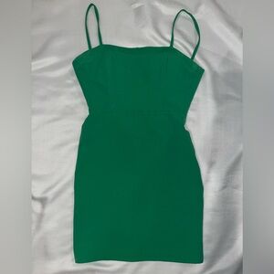 Elegant Green Strap Dress